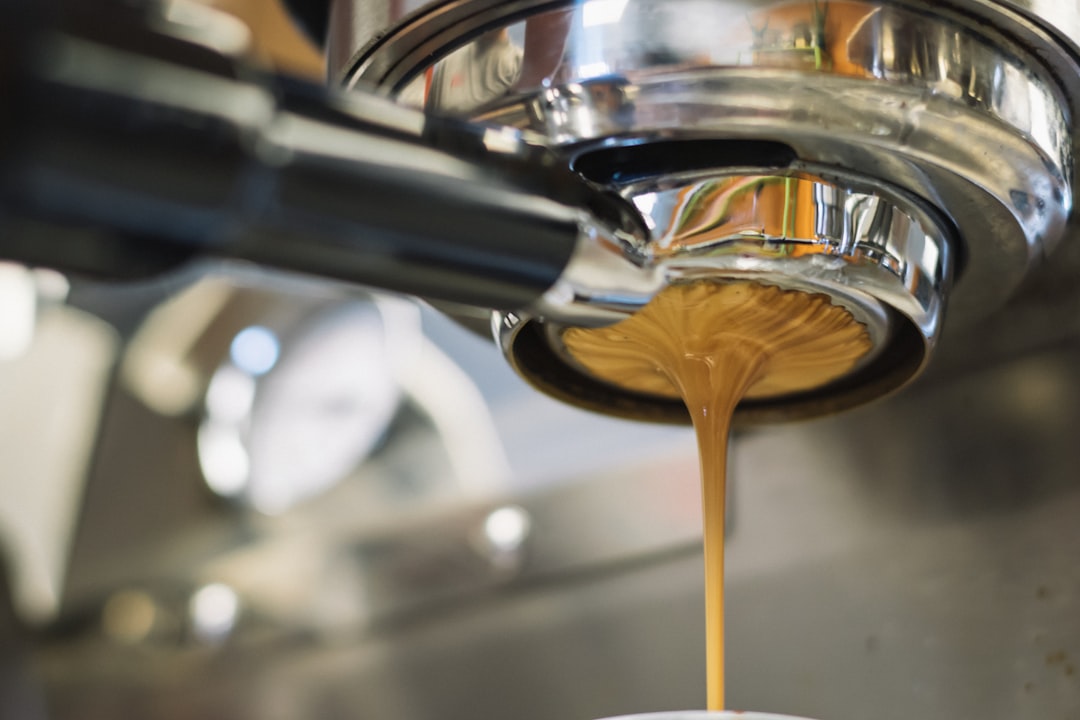 How to Pull the Perfect Espresso Shot (Beginner’s Guide)