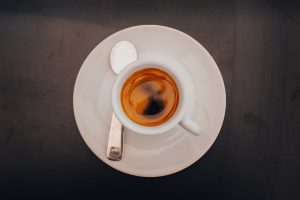 How to Clean a Coffee Grinder (Blade and Burr Guide)