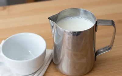 How to steam milk for a latte at home?