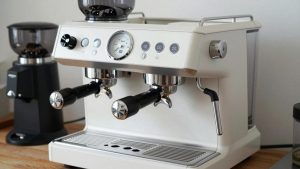 Best Espresso Machine and Grinder Bundle Under 800