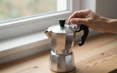 How to Clean a Moka Pot Safely (2026): Step-by-Step