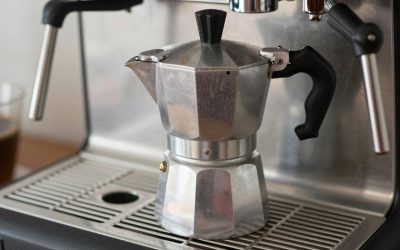 Moka Pot vs Aeropress: Which Is Right for Your Home (2026)